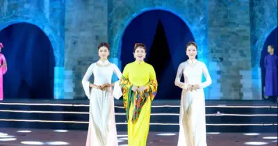 Áo dài bùng nổ trên sàn TMĐT: Đơn hàng tăng gần 17 lần dịp Quốc khánh
