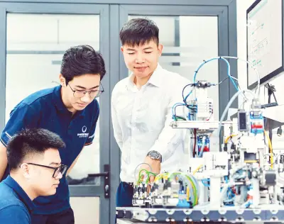 Đào tạo nhân lực bán dẫn: Gắn kết doanh nghiệp và đại học là chìa khóa