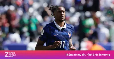 Olise xóa bài đăng về Bayern, dấy lên tin đồn tới Real Madrid