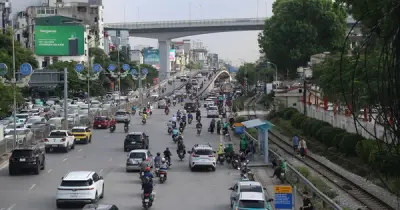Áp niên hạn tối đa 20 năm với xe hợp đồng dưới 8 chỗ từ 10.8.2026