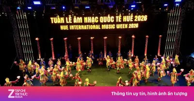 Phó chủ tịch TP Huế phát biểu song ngữ gây sốt mạng xã hội