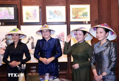 Phu nhân Thủ tướng Lê Minh Hưng giao lưu văn hóa cùng phu nhân lãnh đạo Lào, Campuchia, Thái Lan