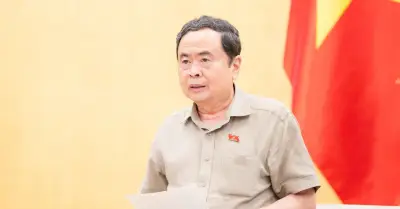 Quốc hội họp không thường lệ vào đầu tháng 8 để xem xét nhân sự