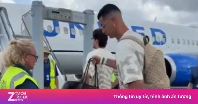 Ronaldo bật cười bất lực vì bị kiểm tra an ninh gắt gao ở World Cup 2026
