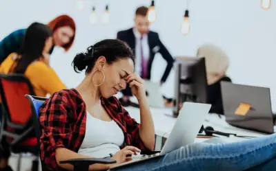 Sau 50 tuổi, đi bộ 5 phút mỗi giờ mang lại lợi ích sức khỏe lớn