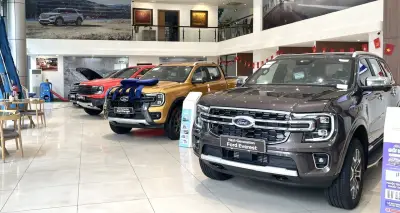 Sức mua ô tô giảm nhẹ dù các hãng xe trong nước liên tục giảm giá