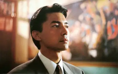 Từ trẻ mồ côi đến siêu sao Hollywood: Hành trình của Tôn Long