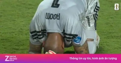 Thủ môn Curacao bật khóc sau màn cứu thua lịch sử trước Ecuador tại World Cup 2026
