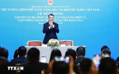 Thủ tướng gặp các cơ quan đại diện và cộng đồng người Việt tại Liên bang Nga
