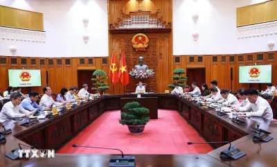 Thủ tướng Lê Minh Hưng họp về phát triển trung tâm tài chính quốc tế