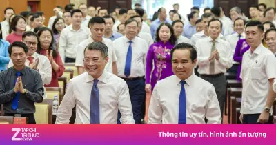 Thủ tướng Lê Minh Hưng làm việc với TP.HCM, phát động thi đua tăng trưởng 2 con số