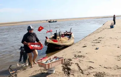 Thời tiết ngày 23/6: Nắng nóng đỉnh điểm ở Trung Bộ, nhiệt độ trên 40 độ C