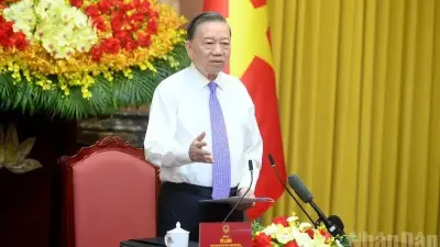 Toàn văn Nghị quyết của Bộ Chính trị về thu hút và phát triển đầu tư nước ngoài
