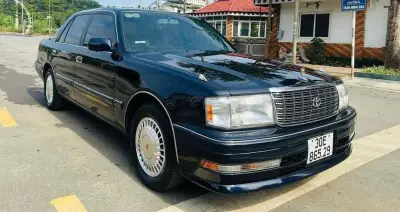 Toyota Crown JZS155 1997 giá 880 triệu: Hàng hiếm hút người mê sedan Nhật