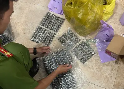 TP Hồ Chí Minh khởi tố các đối tượng mua bán thuốc lá điện tử chứa ma túy
