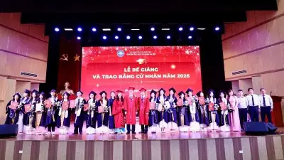 Trường ĐH Sư phạm Hà Nội trao bằng tốt nghiệp cho 3.241 tân cử nhân
