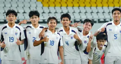 U19 Thái Lan 4-0 U19 Singapore: Chiến thắng dễ dàng, rộng cửa vào bán kết