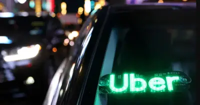 Uber lột xác: Vừa kinh doanh khách sạn, vừa đặt cược 10 tỷ USD vào Robotaxi
