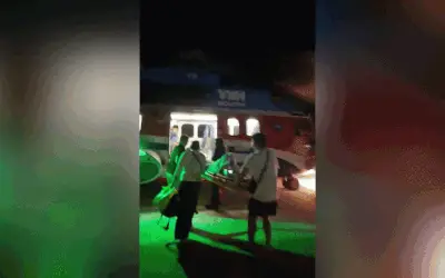 Video cận cảnh trực thăng đưa nữ du khách từ đảo Phú Quý vào TPHCM cấp cứu