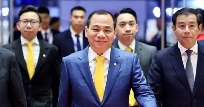 Vingroup được tăng sở hữu tại GSM, VinEnergo: Ông Phạm Nhật Vượng không nhận đồng nào