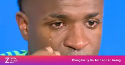Vinicius khóc khi nhắc về bà, khát khao vô địch World Cup cùng Brazil