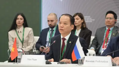 Việt Nam khẳng định pháp luật là động lực phát triển tại Diễn đàn Pháp lý Saint Petersburg