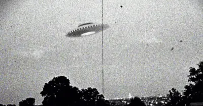 Xôn xao hồ sơ mật UFO của Mỹ: Những vụ chạm trán nổi da gà