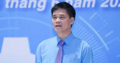 Đề xuất tăng 2 ngày nghỉ lễ: Cơ hội đưa con đến trường khai giảng