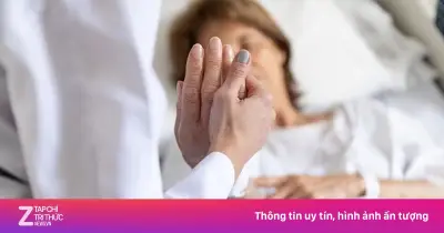Y tá tiết lộ dấu hiệu lạ của người sắp qua đời