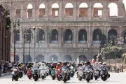 25.000 xe Vespa đổ về Roma mừng 80 năm thương hiệu