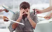 3 dấu hiệu cảnh báo sức khỏe tâm thần nghiêm trọng dễ nhầm với stress