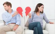 3 dấu hiệu gia đình bắt đầu đi xuống: đừng xem nhẹ