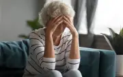 62 tuổi mới nhận ra: 2 sai lầm sau khi nghỉ hưu khiến chồng ly hôn, con cái xa lánh