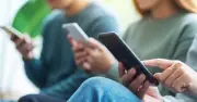72% trẻ em dùng danh tính giả trên mạng xã hội: Giải pháp xây dựng 'hệ miễn dịch số'