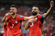 Ai Cập thắng lịch sử, mở toang cánh cửa đi tiếp ở World Cup