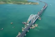 Anh cảnh báo Ukraine có thể sắp tấn công cầu Crimea