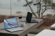 ASUS ExpertBook Ultra: Laptop 100 triệu đồng dành cho nhà điều hành