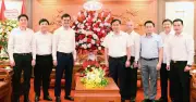 Bí thư thứ nhất T.Ư Đoàn thăm chúc mừng Ngày Báo chí cách mạng