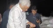 Bộ trưởng Nông nghiệp Ấn Độ đích thân dẫn đầu đột kích, triệt phá đường dây phân bón giả, thu giữ 64.000 bao
