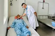 Ba người nhập viện vì ăn nấm hái sau nhà ở Tây Ninh