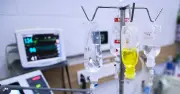 Bác sĩ cảnh báo nguy hiểm khi tự điều trị bệnh hậu môn tại nhà