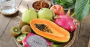 Bác sĩ tiêu hóa chỉ ra 5 loại trái cây giúp giảm táo bón tự nhiên