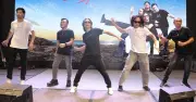 Bức Tường ra mắt ca khúc mới 'Đi về phía mùa hè' tại fan meeting Hà Nội