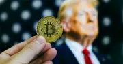 Bitcoin giảm sâu dưới 63.000 USD, thị trường tiền số chìm trong sắc đỏ