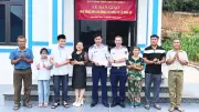 Bàn giao nhà mới cho Thiếu tá Lê Đình Vũ có hoàn cảnh khó khăn