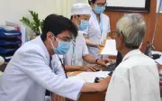 Bảng lương mới nhất của bác sĩ, y sĩ, y tá từ 1/7/2026 sau khi áp dụng mức lương mới