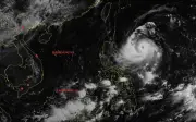Bão Mekkhala mạnh lên cấp 14, cách Philippines 550 km