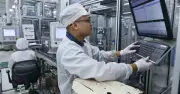 Báo Thanh Niên 15.6: Đưa VN thành điểm đến dòng vốn ngoại, điểm thi THPT xét ĐH