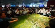 Bảo tàng Hà Nội chật kín người xem quy hoạch thủ đô 100 năm