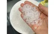 Bột trắng giá rẻ nhiều nhà có sẵn dưới gầm giường, cực tốt còn giúp cải thiện phong thủy cho không gian sống